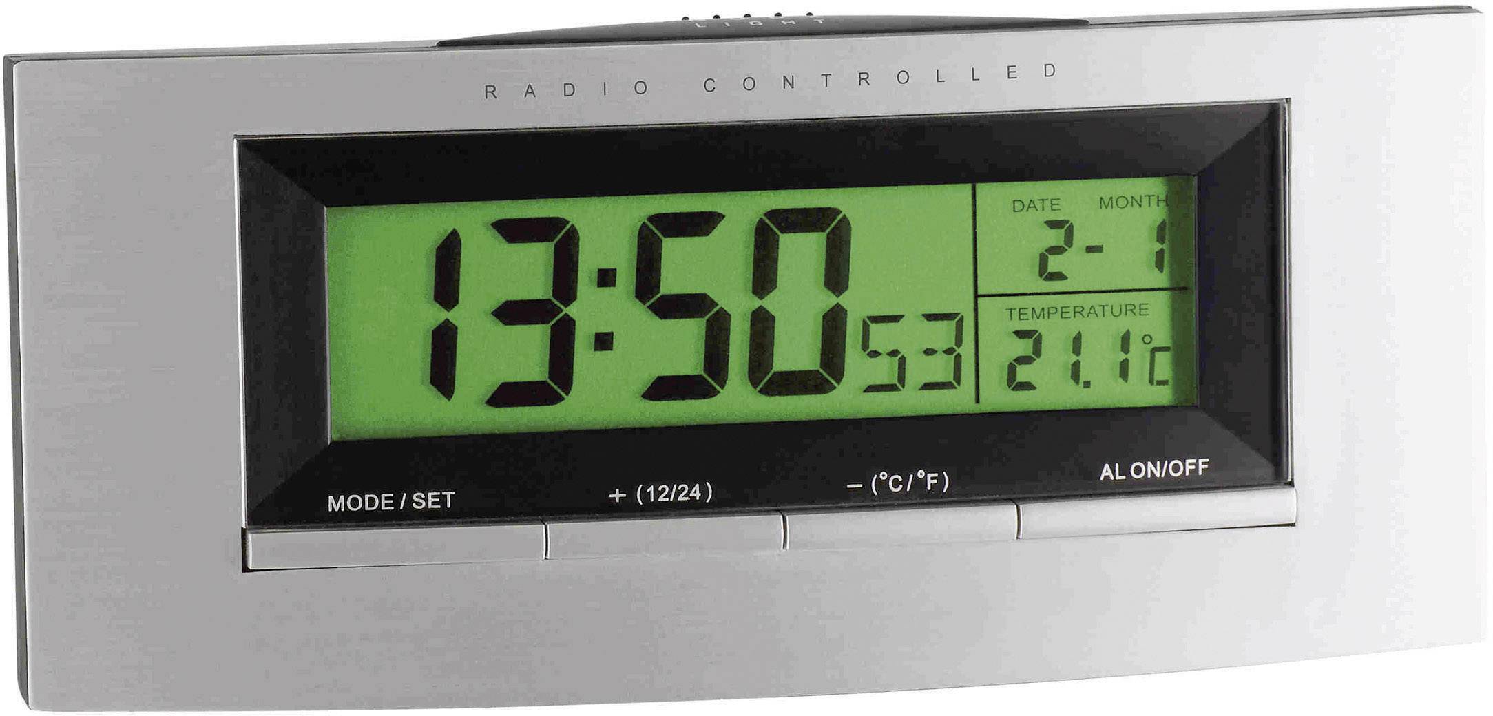 Een digitale radiogestuurde klok toont 13:50 uur. Het display geeft ook de datum 2-7 en de temperatuur 21,1°C weer.