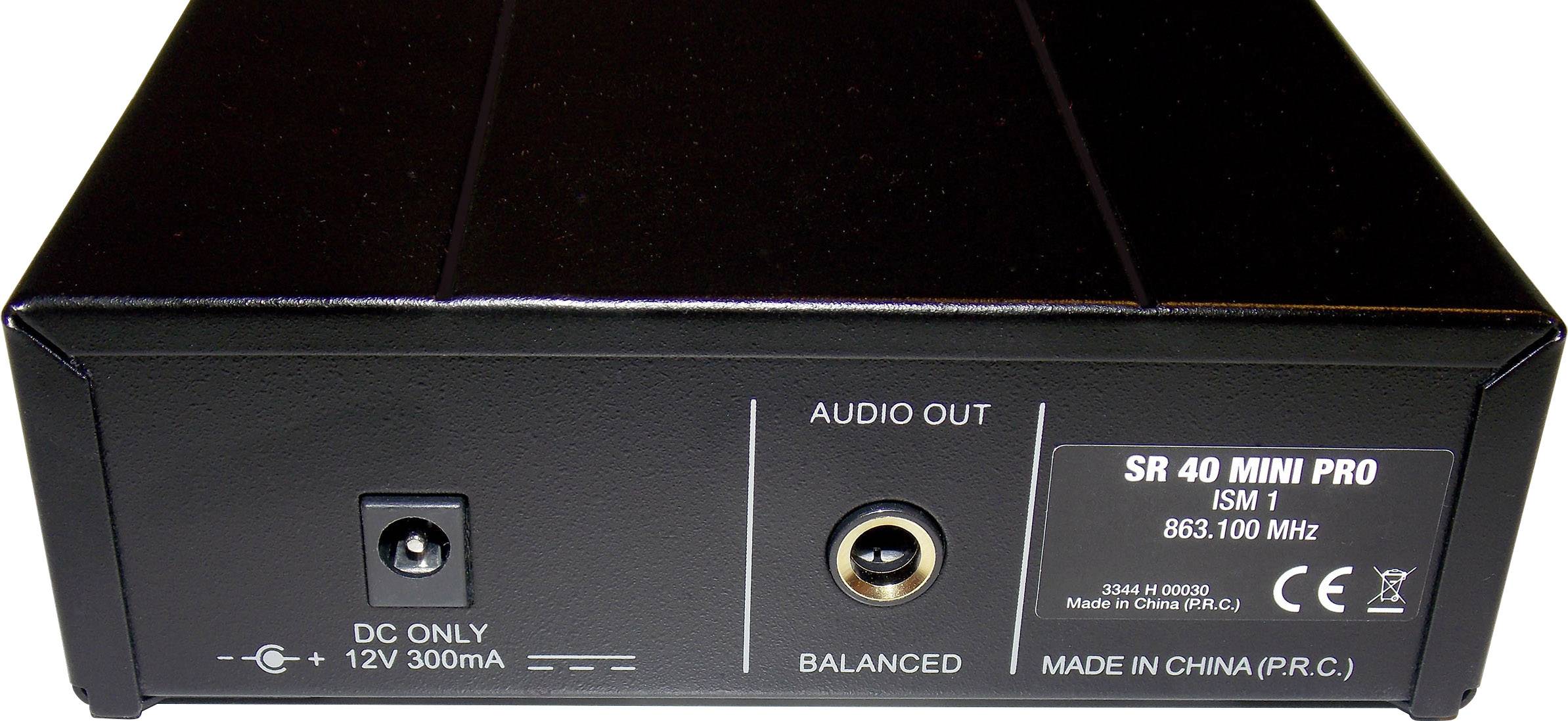'SR 40 Mini Pro' Audio-ontvanger, modelnummer en frequentie aangegeven. Achterkant toont aansluitingen voor stroom (DC 12V) en audio-uitgang.