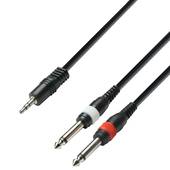 'Drie audiokabels met verschillende aansluitingen: een 3,5-mm stereo jackplug en twee 6,3-mm jackpluggen, kleurgecodeerd in rood en wit.'
