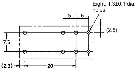 Technische tekening van een rechthoek met afmetingen. Acht gaten met diameter 1,3±0,1 mm. Afmetingen: 20x7,5 mm, tussenafstanden: 5 mm.