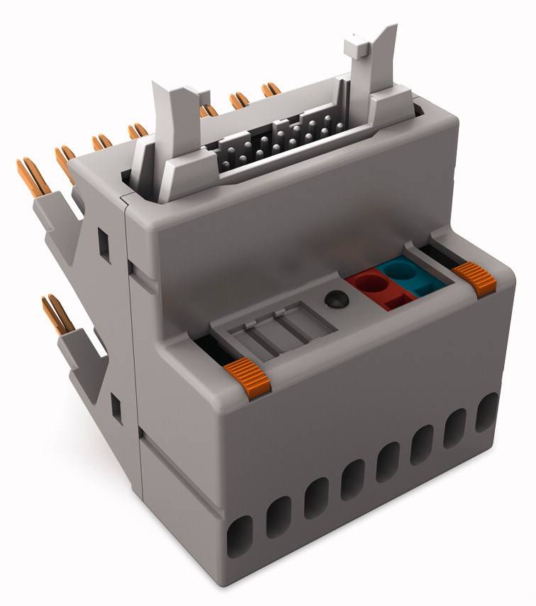 Grijze elektronische connector met meerdere pinnen, aansluitpoorten en oranje klemmen. Gebruikt voor elektrische verbinding.