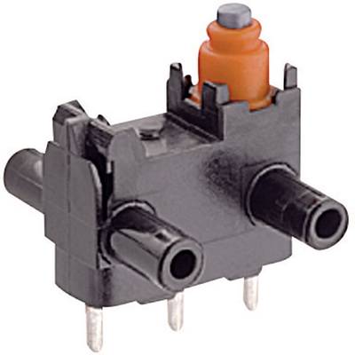 Een zwarte microschakelaar met rode drukknop en drie pinnen, geschikt voor elektronische apparaten.