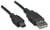Twee zwarte USB-kabels: links Micro-USB, rechts standaard USB. Beide stekkers wijzen naar rechts en zijn naast elkaar geplaatst.