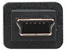 Een zwarte rechthoekige aansluiting, waarschijnlijk een mini-USB-aansluiting, op een witte achtergrond.