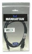 'MANHATTAN' USB-kabel in verpakking, zwart. Kabel heeft USB-aansluitingen aan beide uiteinden. Verpakking toont productcode-sticker.
