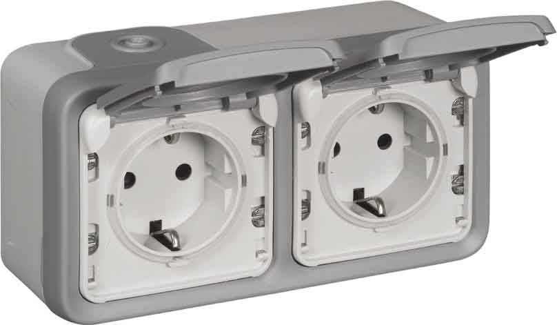 Legrand SchukoSteckdose 2f. gr AP 16A 250V IP55 69742-0