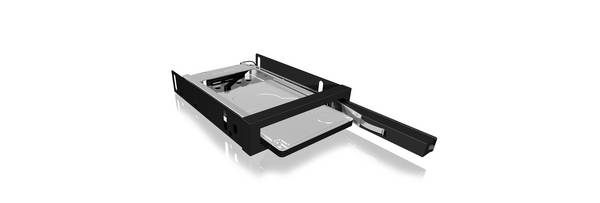 Wij-Ra. IcyBox 2,5" SATAI+II in 1x 3,5" IB-2216StS (b)