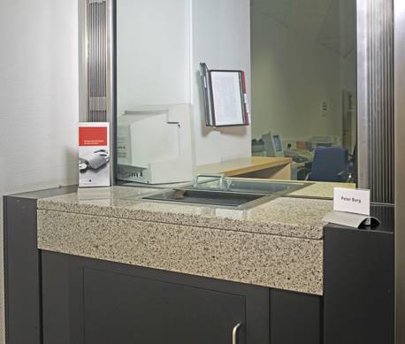 Wandhouder 10 zichtpanelen zwart/grijs polyamide met profielframef. DURABLE-2