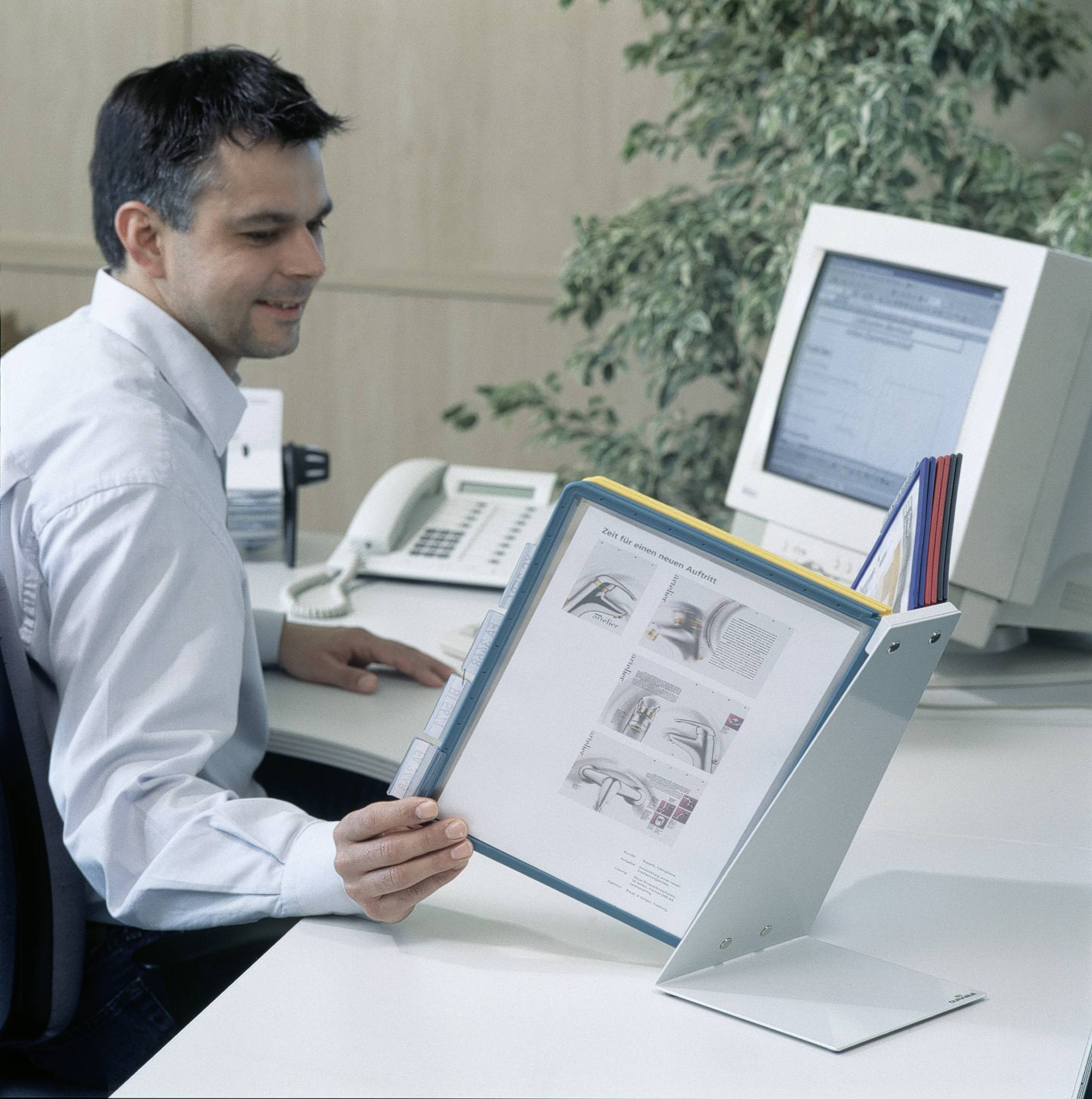 Durable VARIO® paneeldrager - Zwart - Inclusief 10 display panelen-1