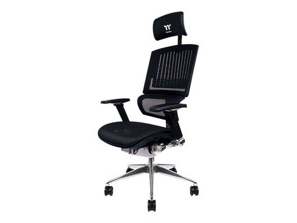 Thermaltake CyberChair E500 met mesh zitting en mesh rugleuning.