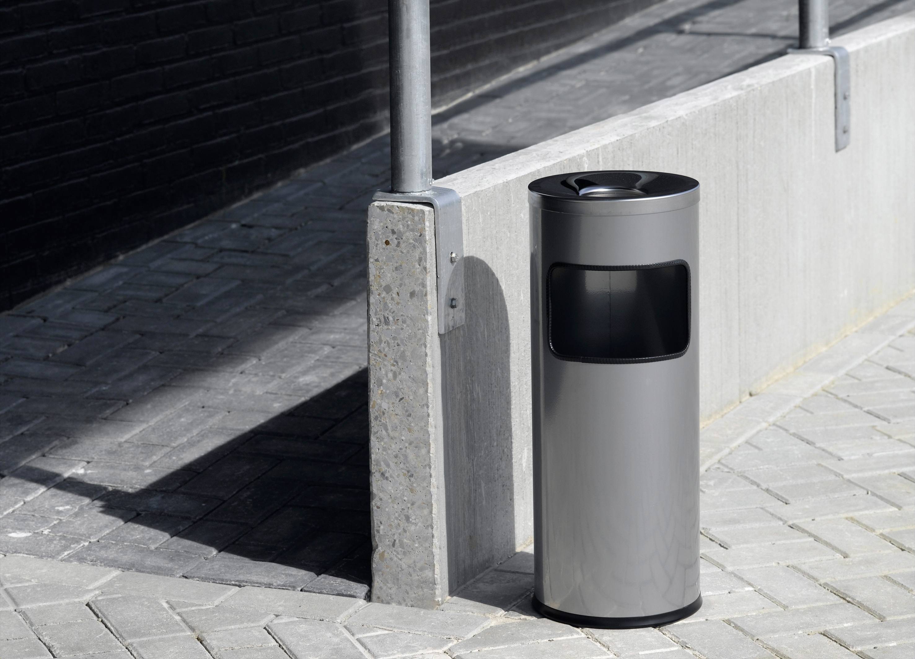 DURABLE prullenbak veilig met asbak rond antraciet-5