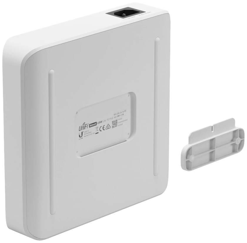 Een wit, vierkaat elektronisch apparaat met een Ethernet-aansluiting bovenaan, naast een beugel. Op de achterkant staan fabrikantgegevens.