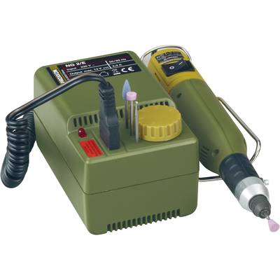 Afbeeldingen van een groen elektrisch gereedschap en voedingsadapter met knoppen en opzetstukken, waarschijnlijk voor modelbouwwerkzaamheden.
