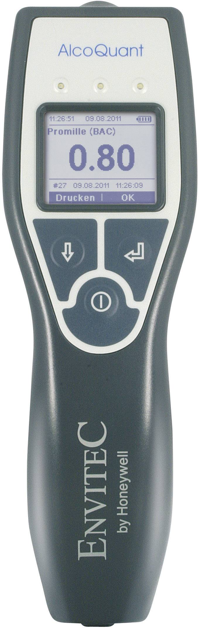 Alcoholtester toont 0,80 promille op het display. Apparaat met bedieningstoetsen. Merk: Envitec by Honeywell, model AlcoQuant.