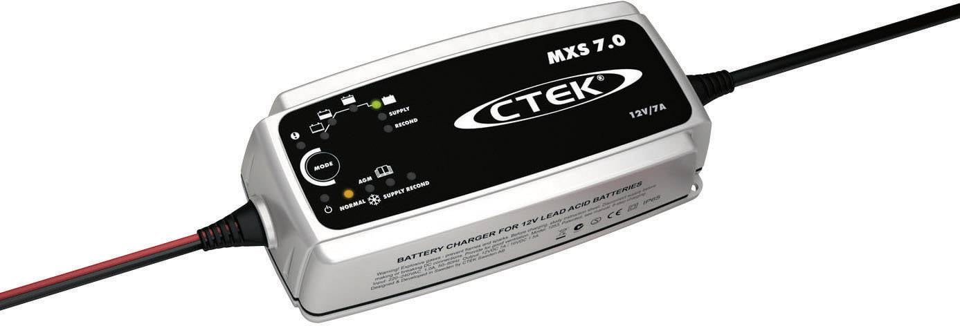 CTEK MXS 7.0 Acculader met LED-indicatoren voor modi en laadstatus, geschikt voor 12V-accu's.
