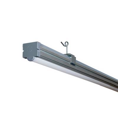 Een zilveren, rechthoekige LED-lamp hangt aan een haak, vertoont een moderne industriële look.