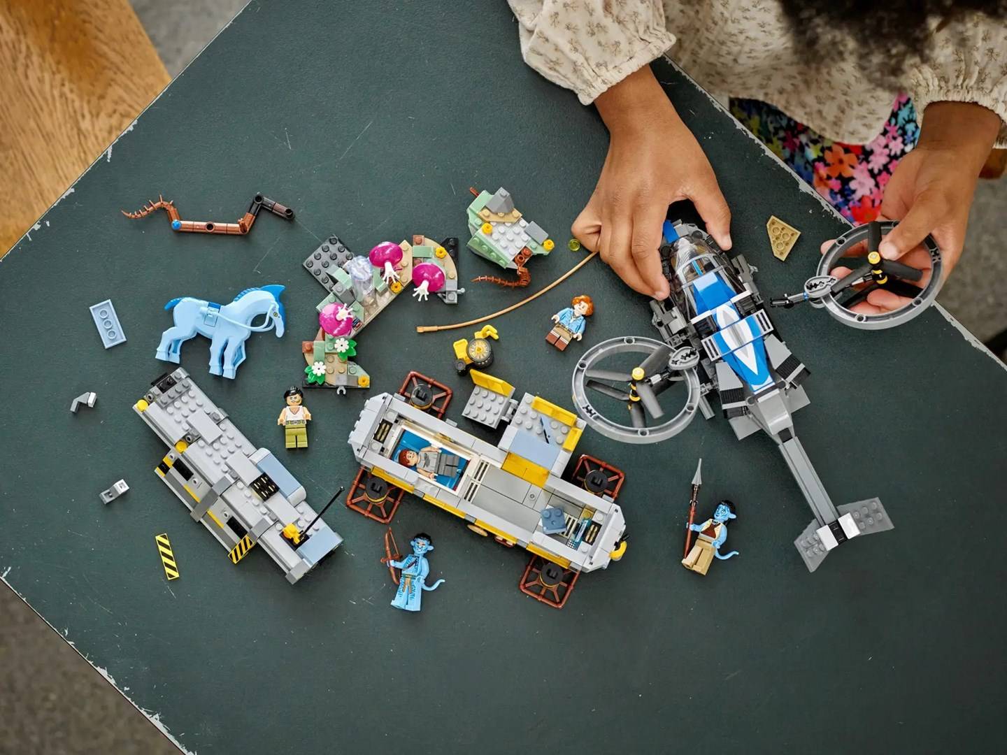 LEGO Avatar Schwebende Berge: Site 26 und RDA Samson (75573) (75573)-6