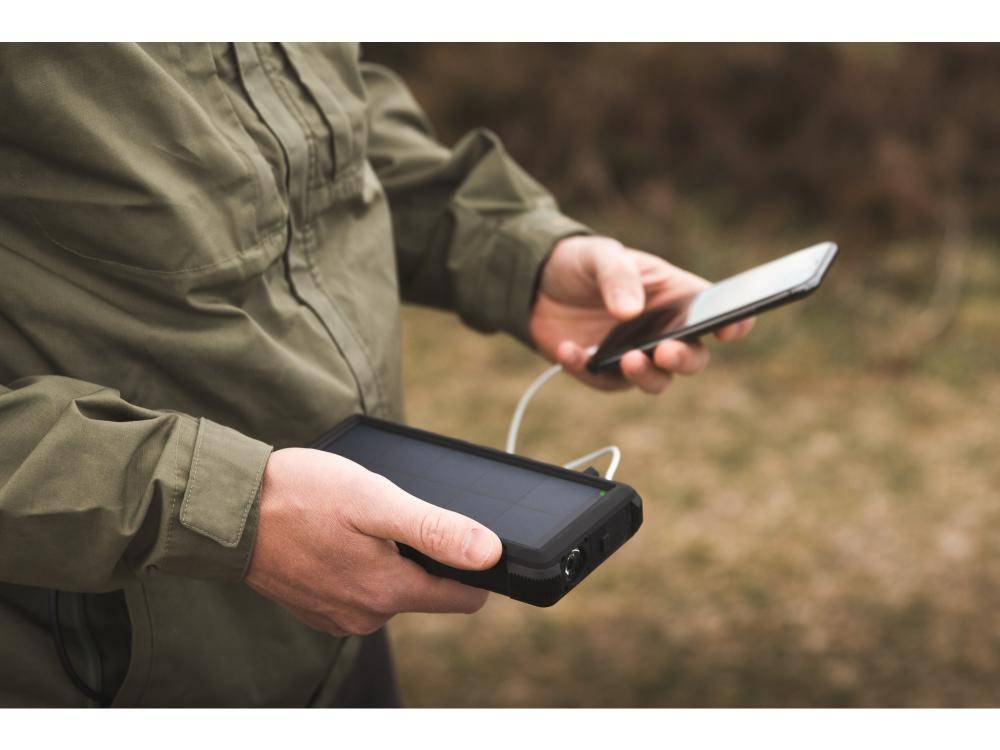 Sandberg Outdoor Solar Powerbank 24000 mAh ngebouwde zonnecellen snel opladen-1
