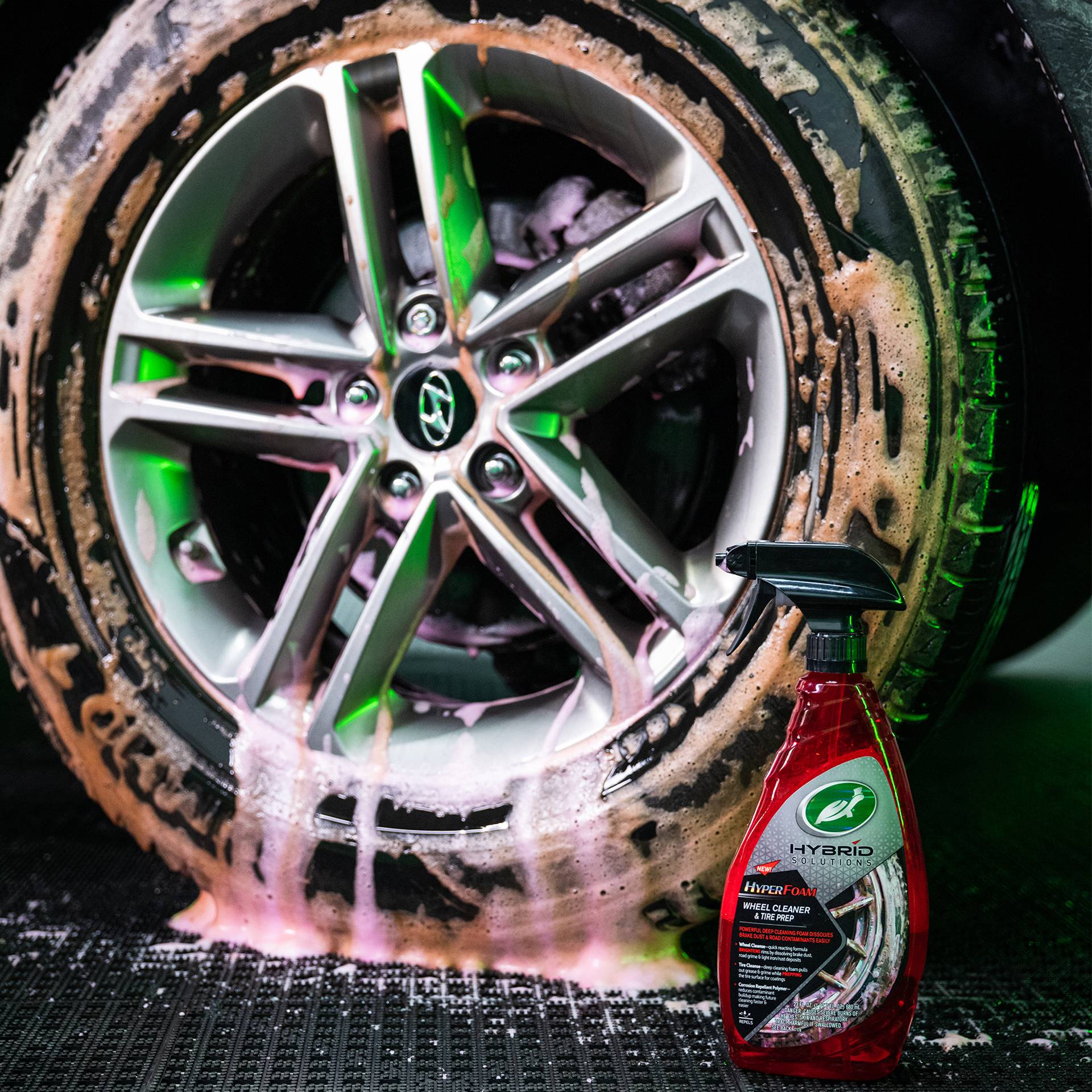 Turtle Wax HS Hyperfoam Wheel & Tyre Cleaner 680 ml-1