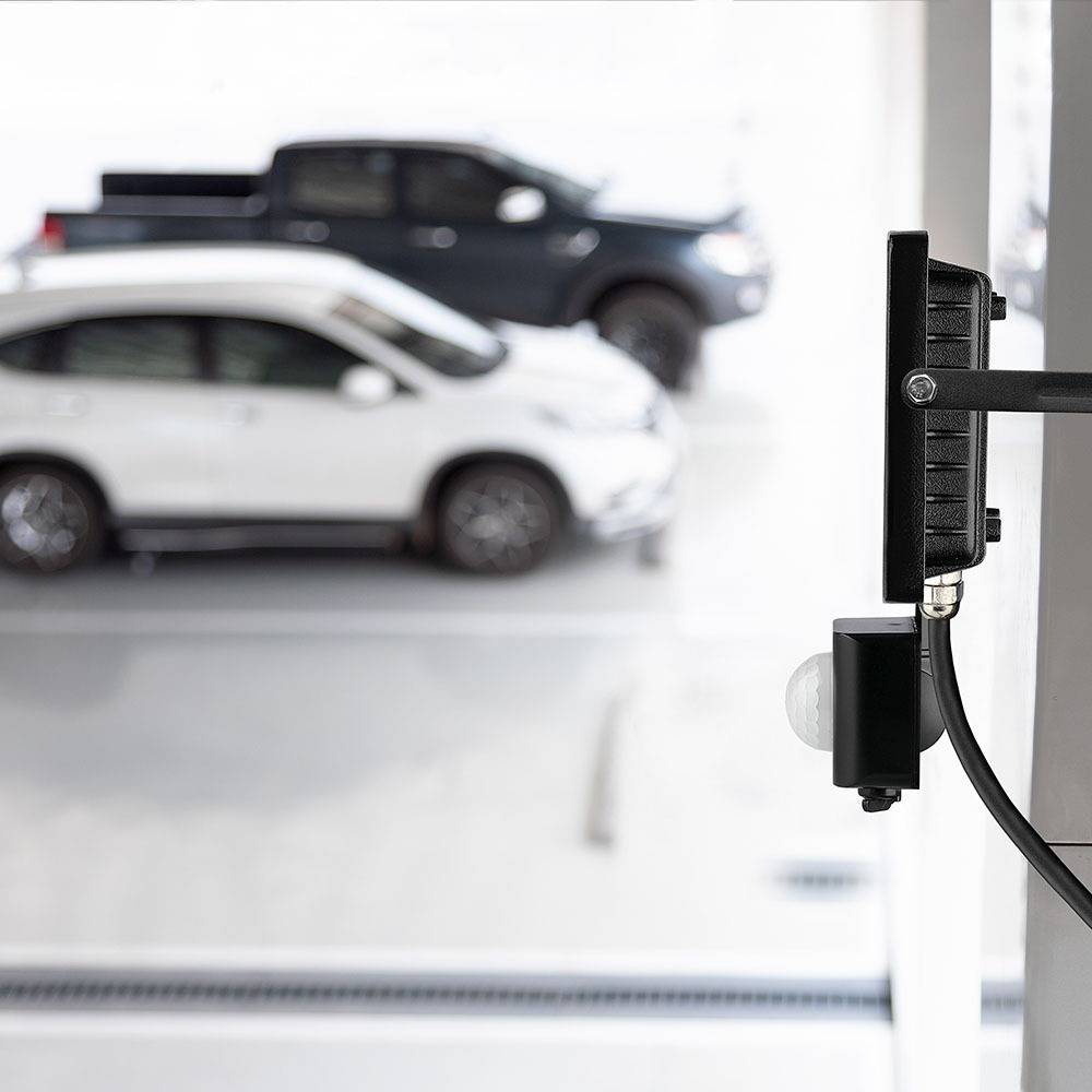 V-TAC VT-20-S-B Draaibare LED Schijnwerpers met PIR Sensor - Samsung - IP65 - Zwart - 20W - 1600-2