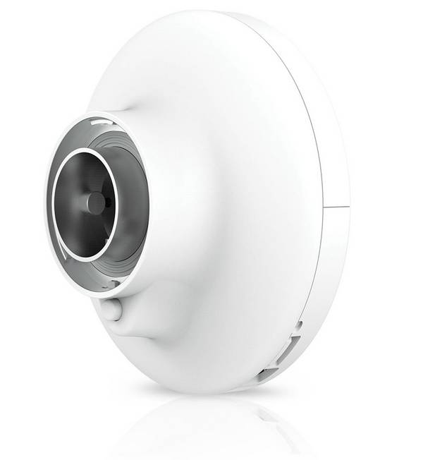 Ubiquiti 500+ Mbps, 5GHz (5150 - 5875 MHz), 10/100/1000, PoE, airOS 8