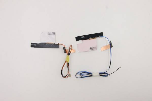 Lenovo WLAN- en WWAN-antenne-unit voor Lenovo ThinkPad-laptops, voor verbeterde draadloze connectiviteit, diepte 69 cm.