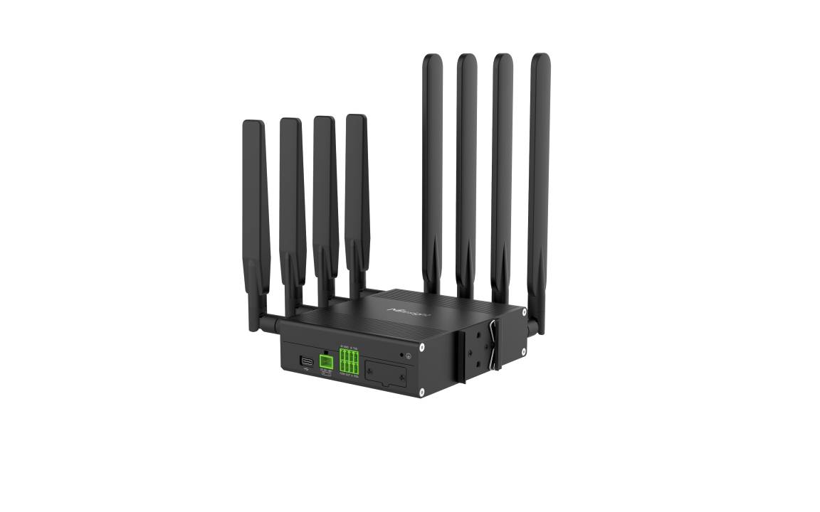 Milesight IoT Ind. Cellular Router UR75 5G GPS Wi-Fi-0