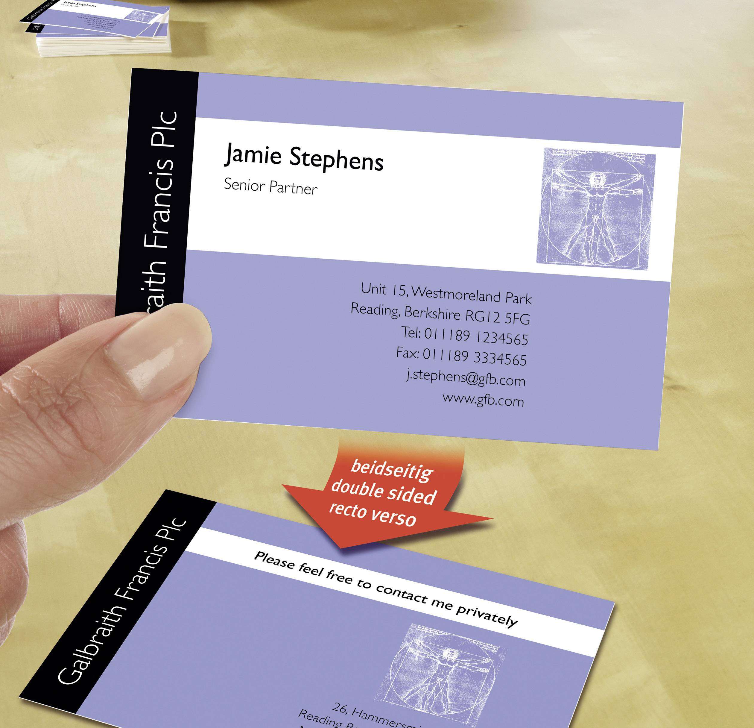 Een visitekaartje met 'Jamie Stephens, Senior Partner'. Achterkant: 'Aarzel niet om mij privé te contacteren'.