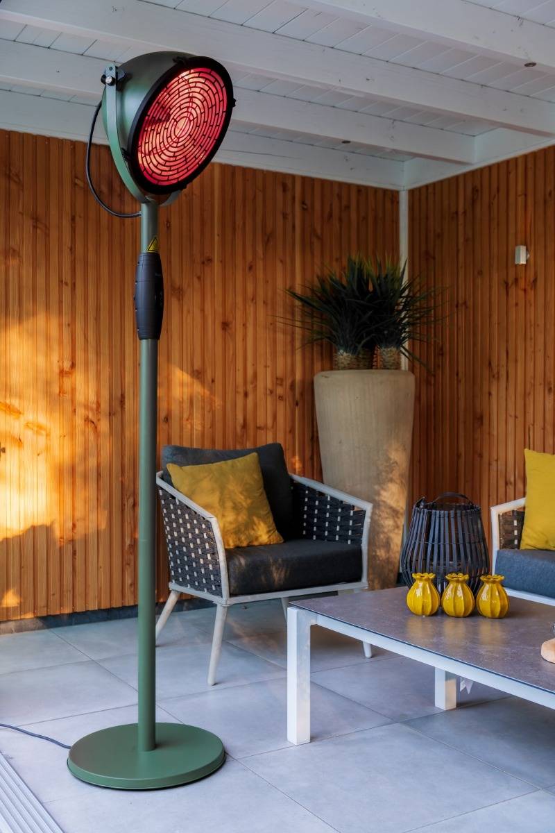 Sunred – Indus - Ultra lijn - Groen – Staand model- Terrasverwarmer - Infraroodstraling - 2100 W - 5-1