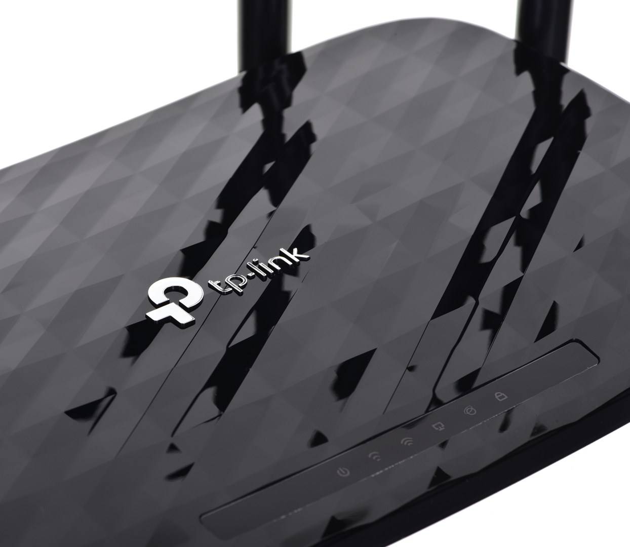 Router TP-LINK EC225-G5-3