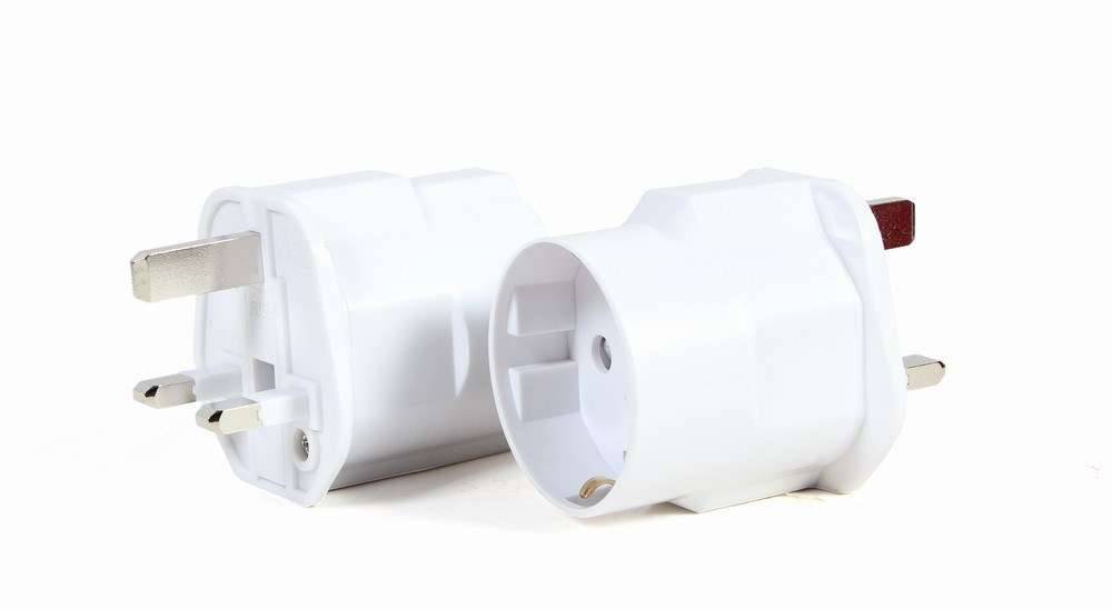 Gembird A-AC-EUFUKM-01 Wisselstroomadapter, EU Schuko-stopcontact naar UK-stekker, 13 A-0