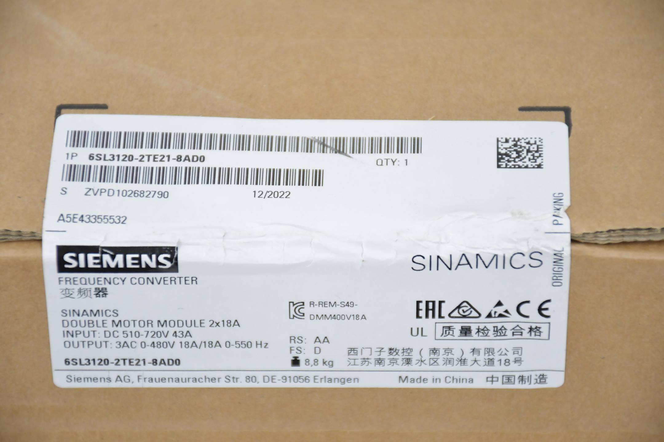 SINAMICS S120 Double Motor Module Ingang: DC 600V Uitgang: 3AC 400V, 18A/18A Behuizing-1