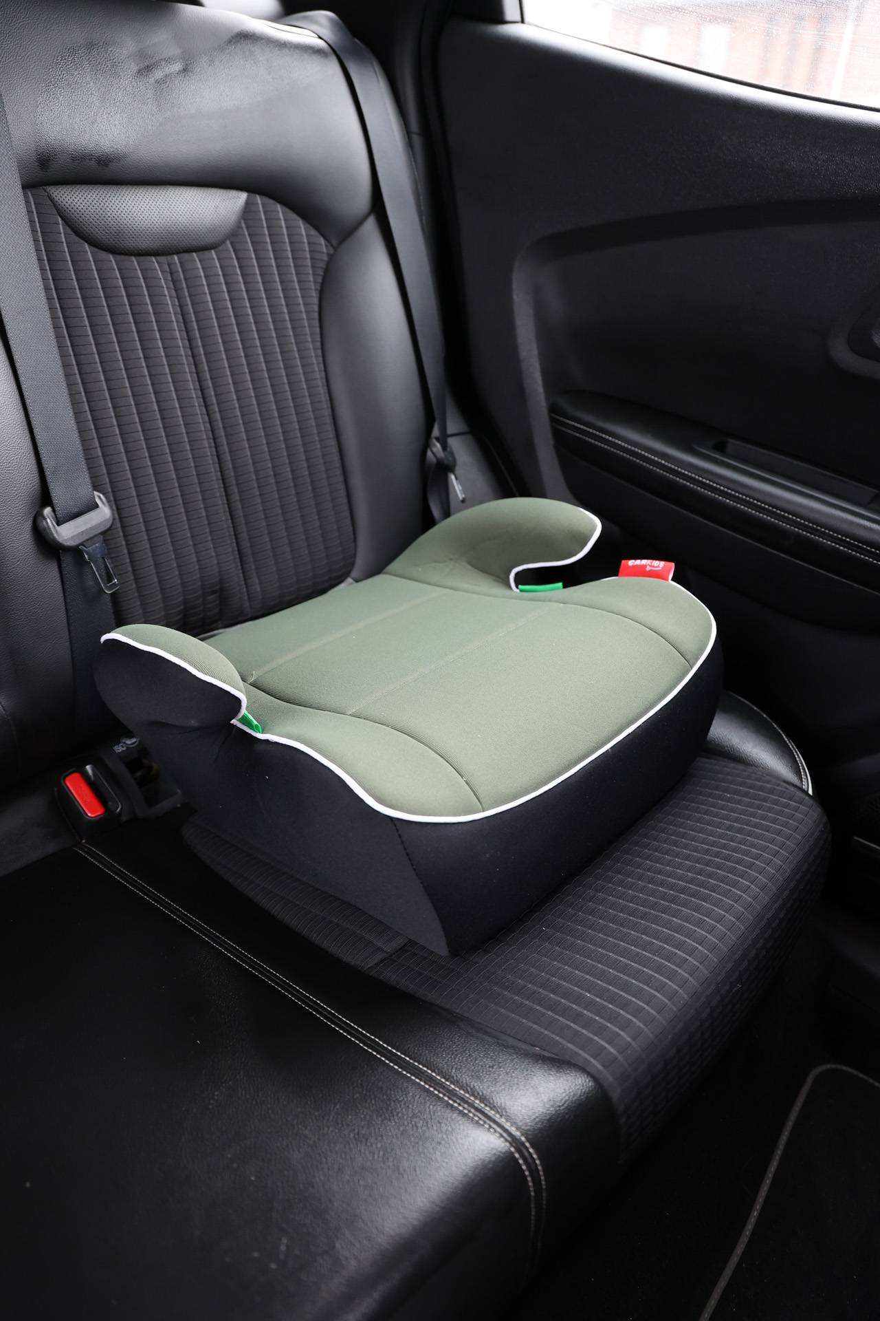 Carkids I-Size Zitverhoger Sam 125-150cm Groen/Zwart-3