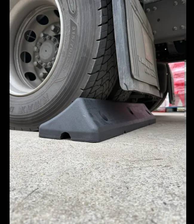 TRUCKSTOP Wielstop voor vrachtwagens van rubber-2