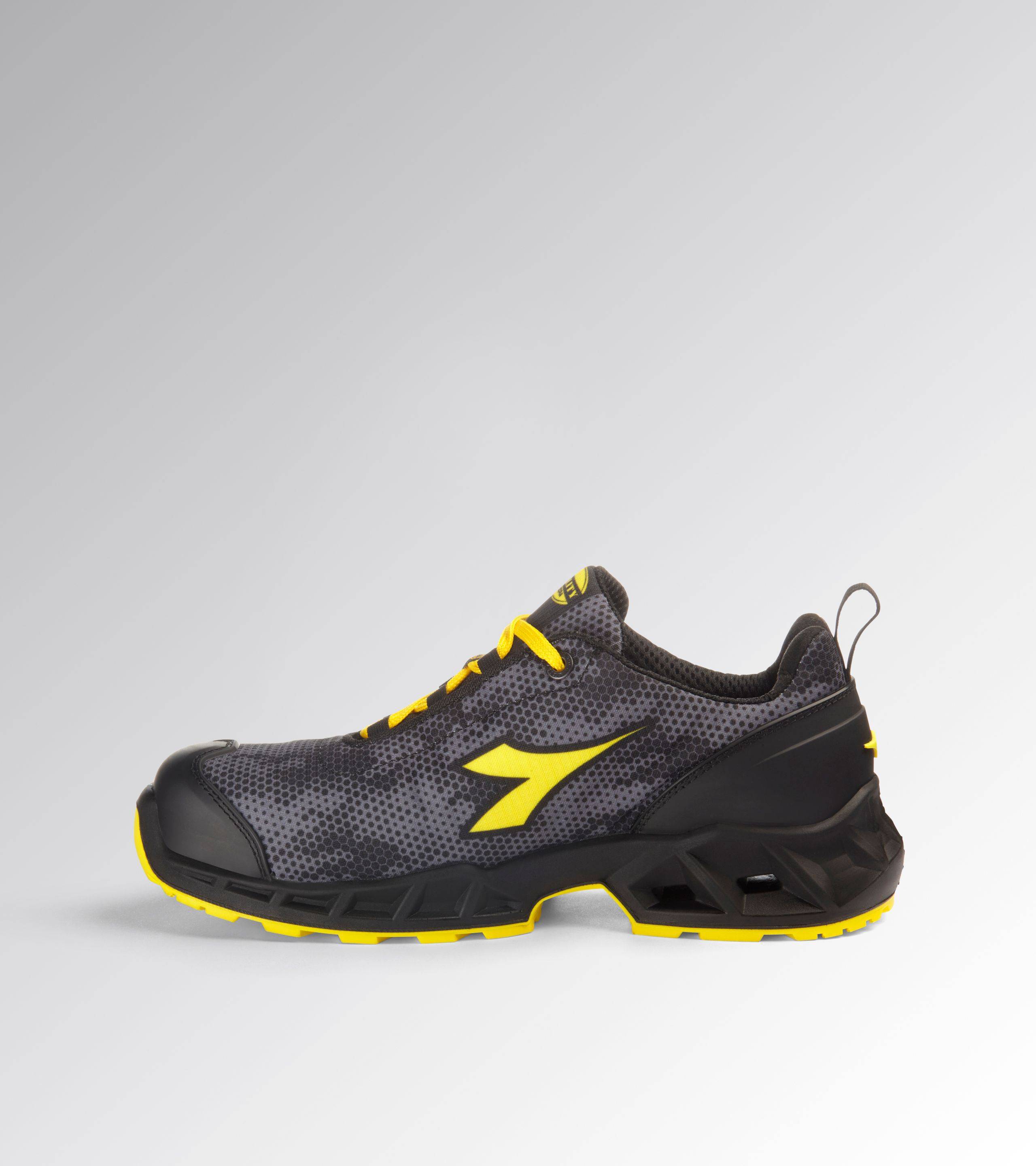 Diadora SHARK STABLE IMP LOW S3S FO SR SC BLACK/GRAY 41-1