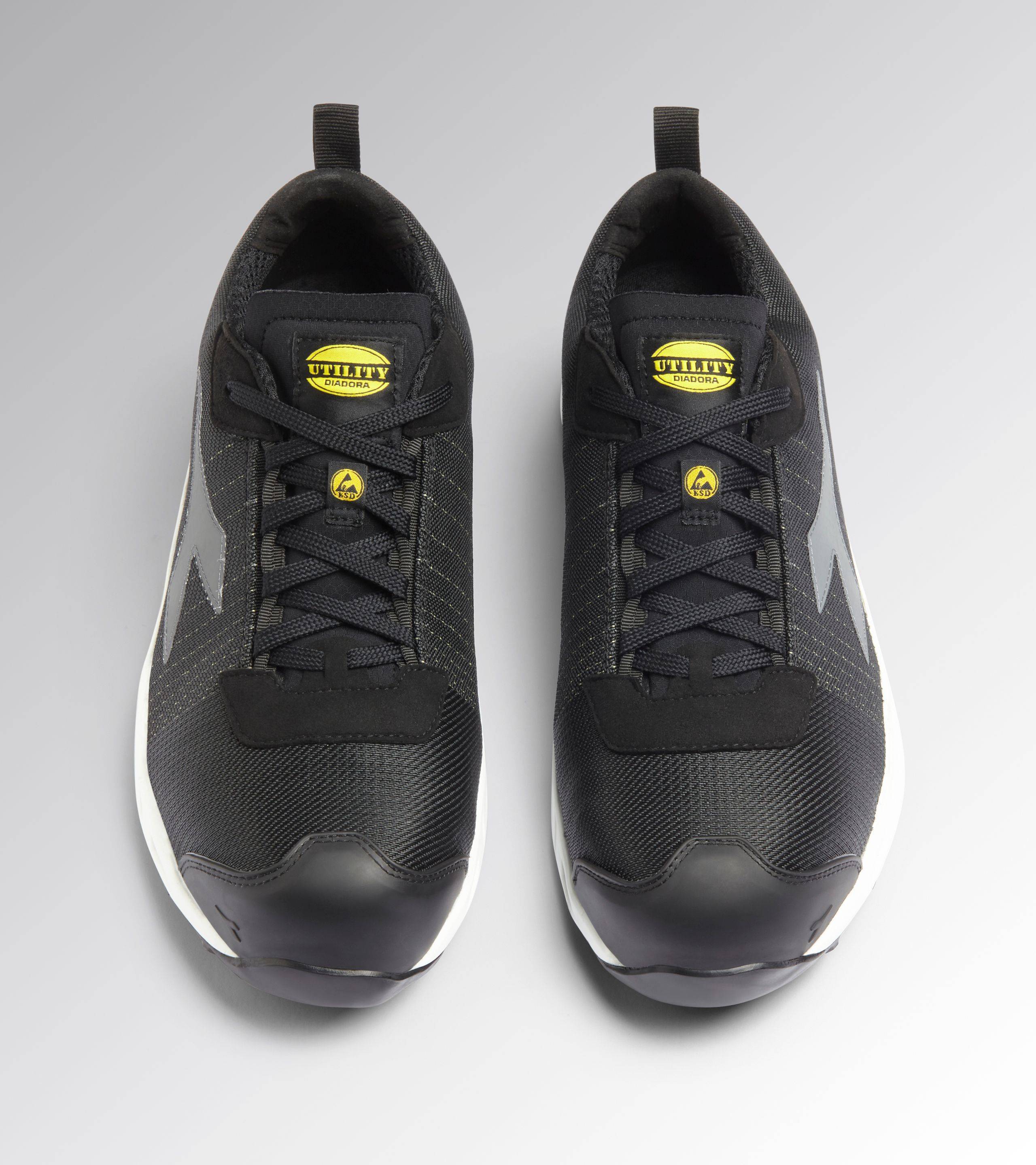 Diadora FLY LT MTX LOW S3L FO SR SC black/white 39-2