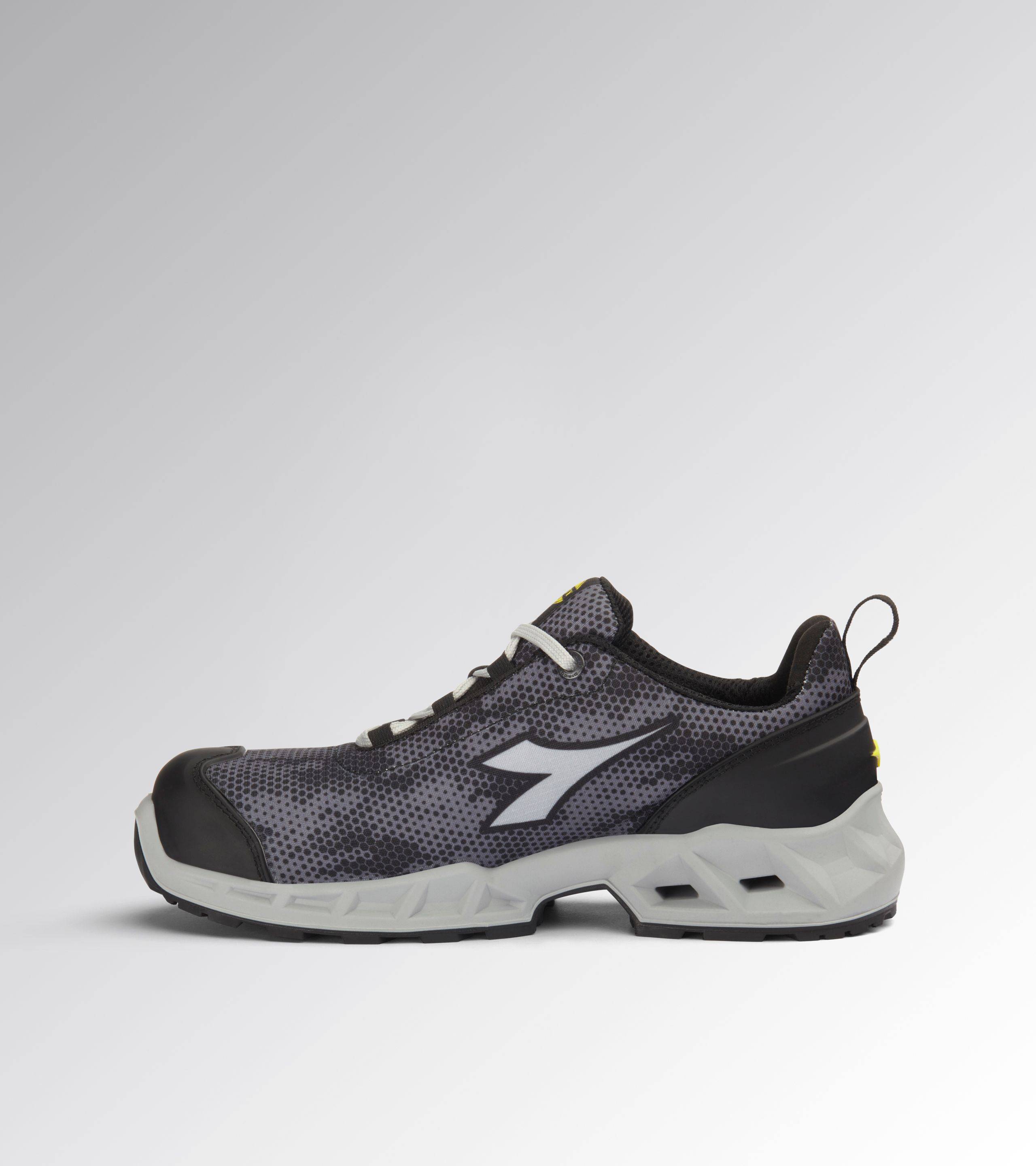 Diadora SHARK SI LOW S1PS FO SR SC GRAY/BLACK (C2539) 42-1