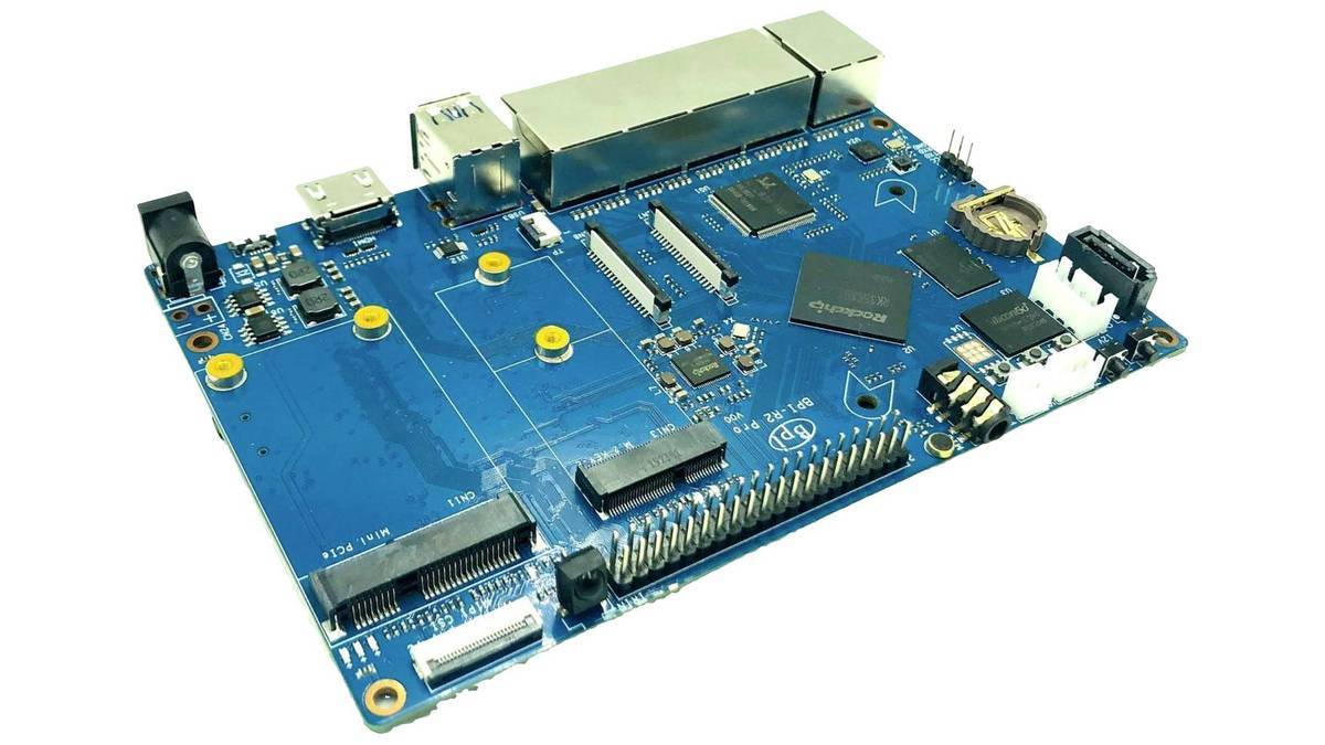 Banana PI Sinovoip BPI-R2 2 GB, 4 x 2 GHz (R2pro)-0