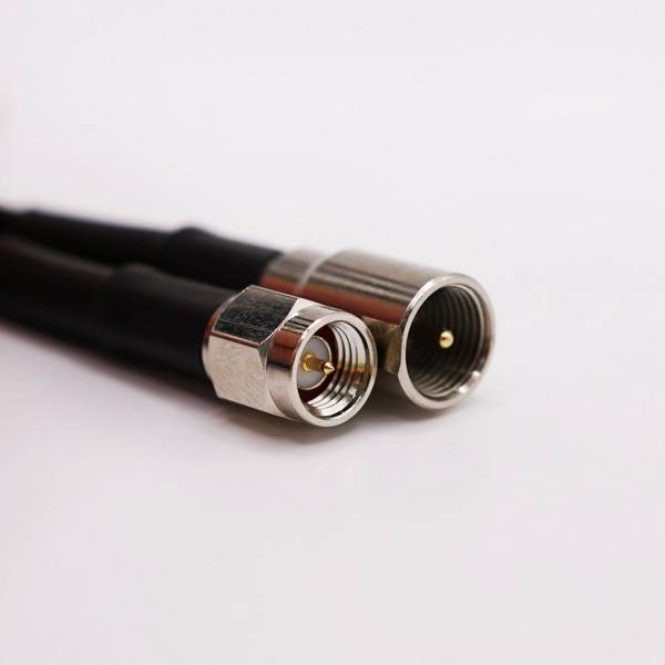 Panorama-antennes FME(m)-SMA(m) 5m CS23 GRIJS ID SLV