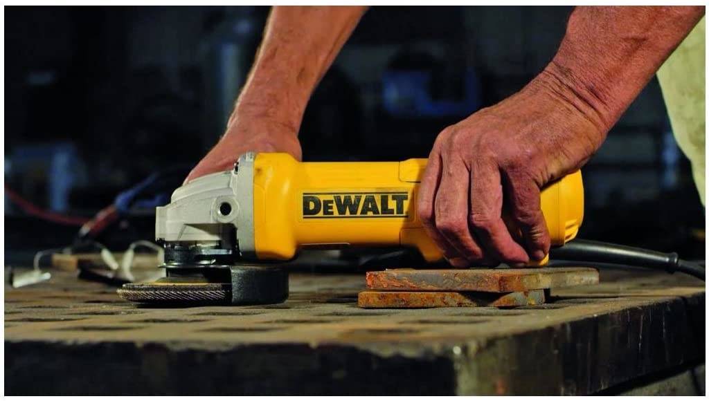 DeWALT Haakse Slijper 125 mm 600 W DWE4233-1