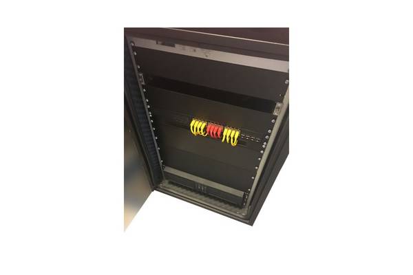 EFB Netwerkkast OFFICE 18U 600x600mm RAL9005 Akoestisch (Verzending via vrachtvervoerder)