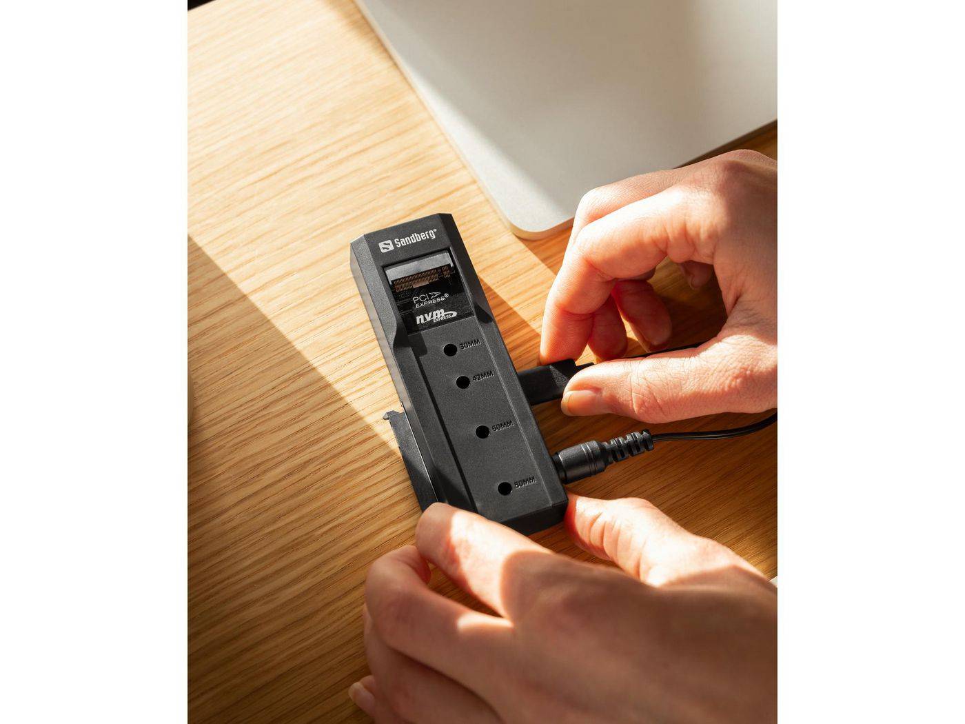 Symboolafbeelding voor Sandberg USB 3.2 Cloner en Dock voor M2 + NVMe + SATA