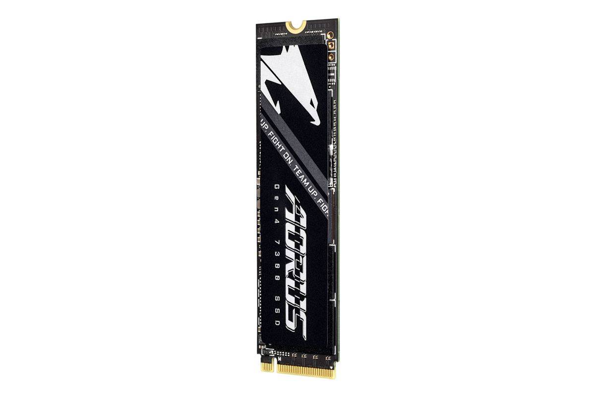 GIGABYTE AORUS Gen4 7300 1TB M.2 PCI Express 4.0 NVMe 3D TLC NAND-1