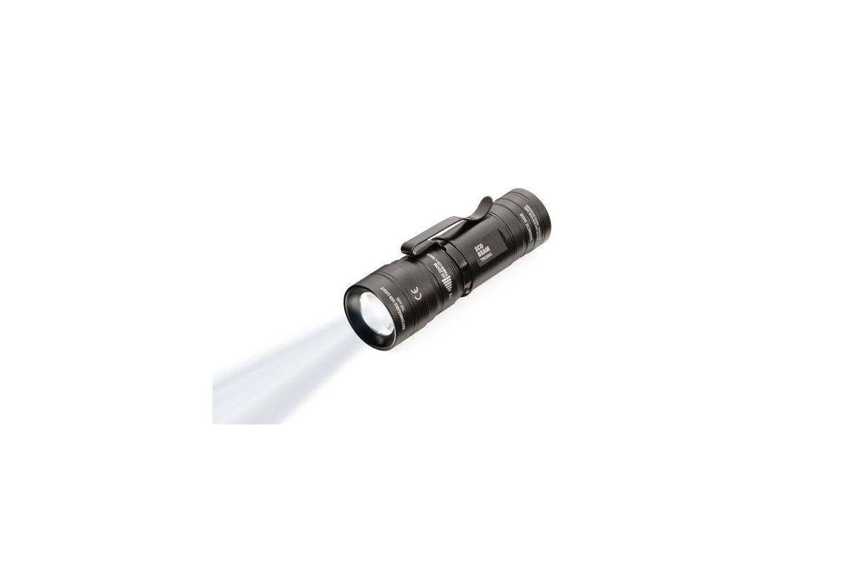 TROIKA ECO BEAM Zwarte Zaklamp met magnetische bevestiging LED-1