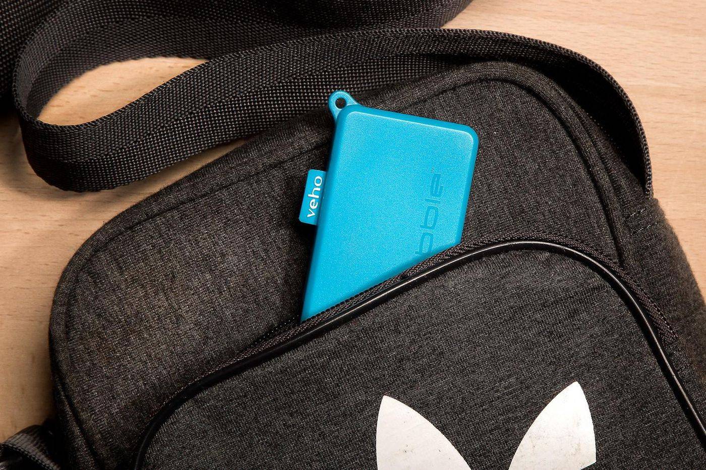 Symboolafbeelding voor Veho Pebble Pokket 1000mAh microformaat powerbank met sleutelhanger - Blauw