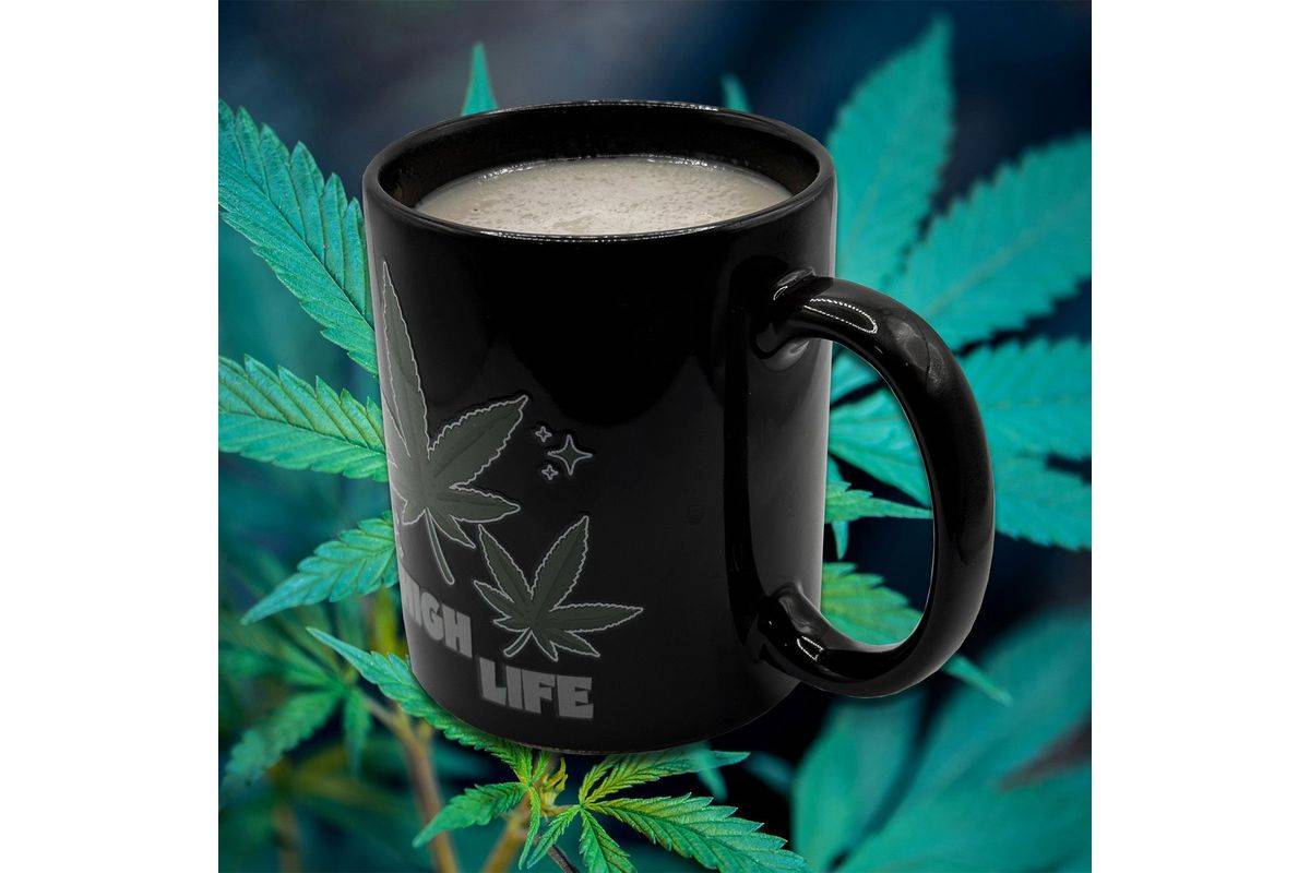 Mad Monkey - "High Life Weed" Mok - met kleurverandering-1