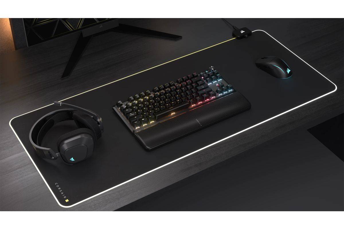 Corsair K70 CORE TKL Engels Gaming USB + RF draadloos + Bluetooth QWERTZ Engels Zwart-2