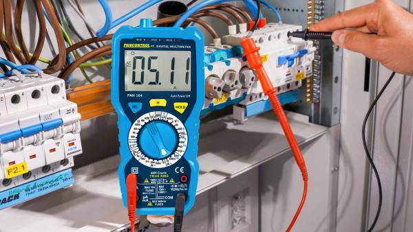 CAT III 1000V true rms digitale multimeter-1