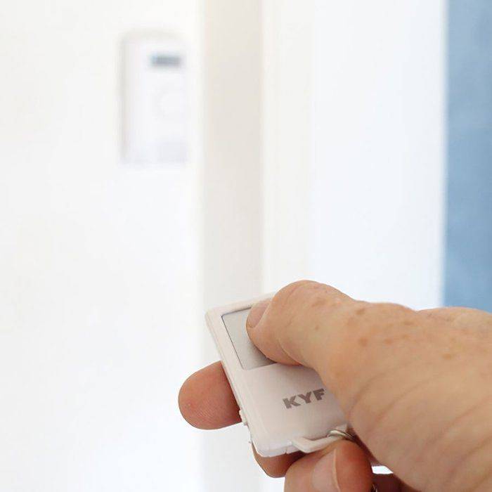 Uitbreidbaar Alarm Kit met Bewegingsdetectie - KYF - 434 MHz - Waarschuwingslicht - 3 Sensoren + 2 Afstandsbedieningen 4-4