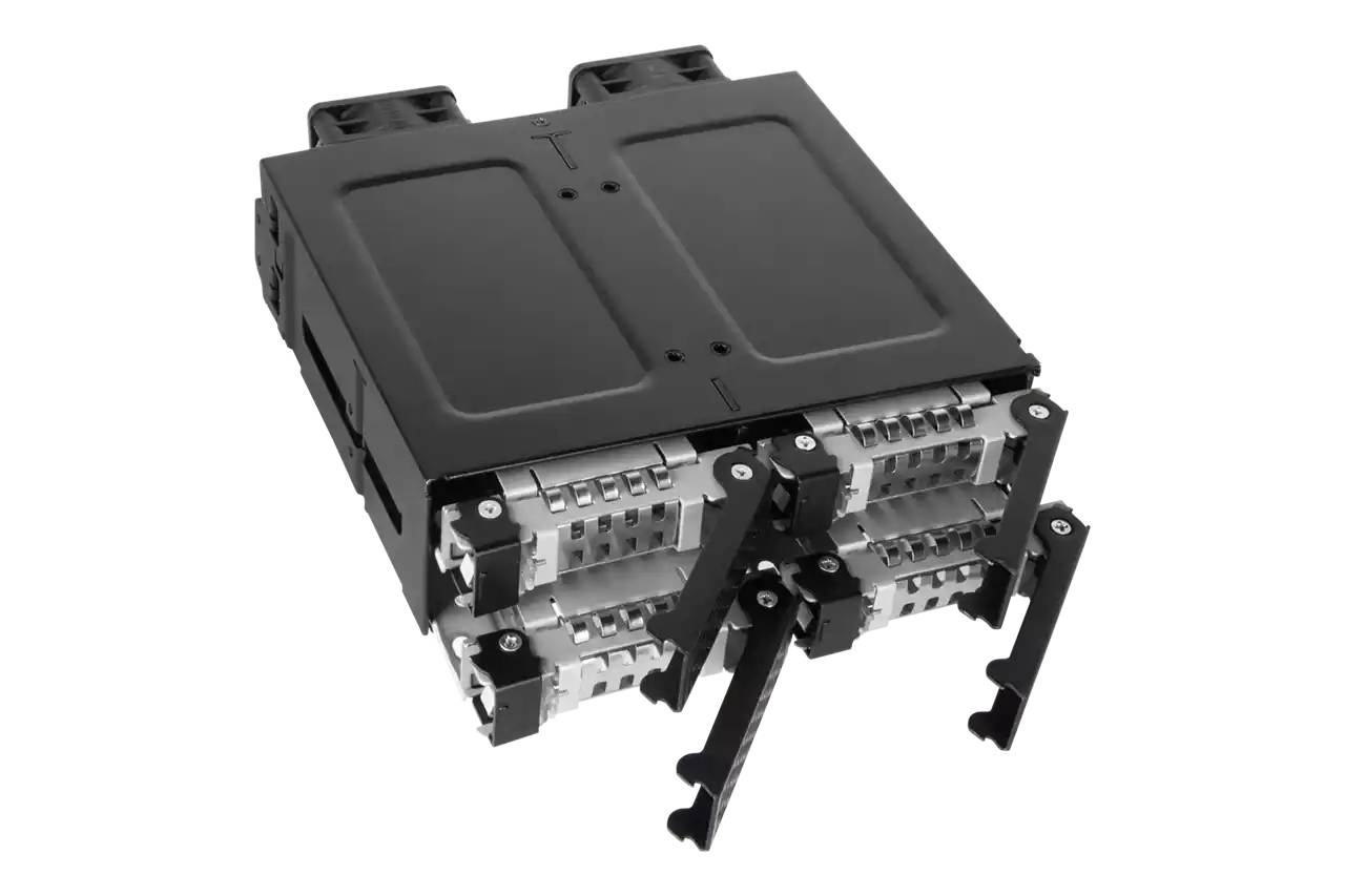 ICY Dock ToughArmor MB699VP-B V3 - Behuizing voor Opslag Drives - 2,5" - PCIe 4.0 - U.2, U.3 - Zwart - MB699VP-B V3 MB99-0